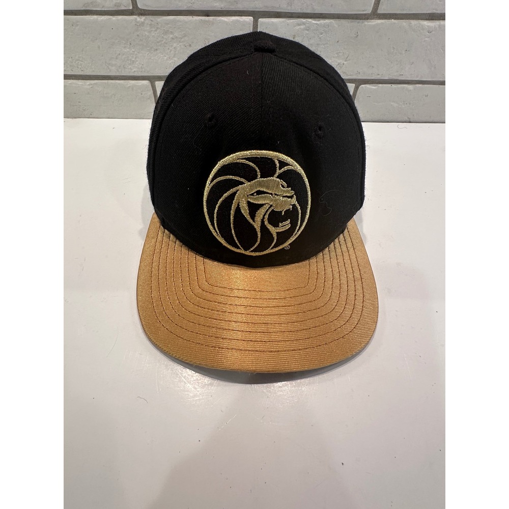 Vintage MGMG Las Vegas Hotel New Era 9FIFTY Snapback Black Gold Lion OSFM‎ Cap